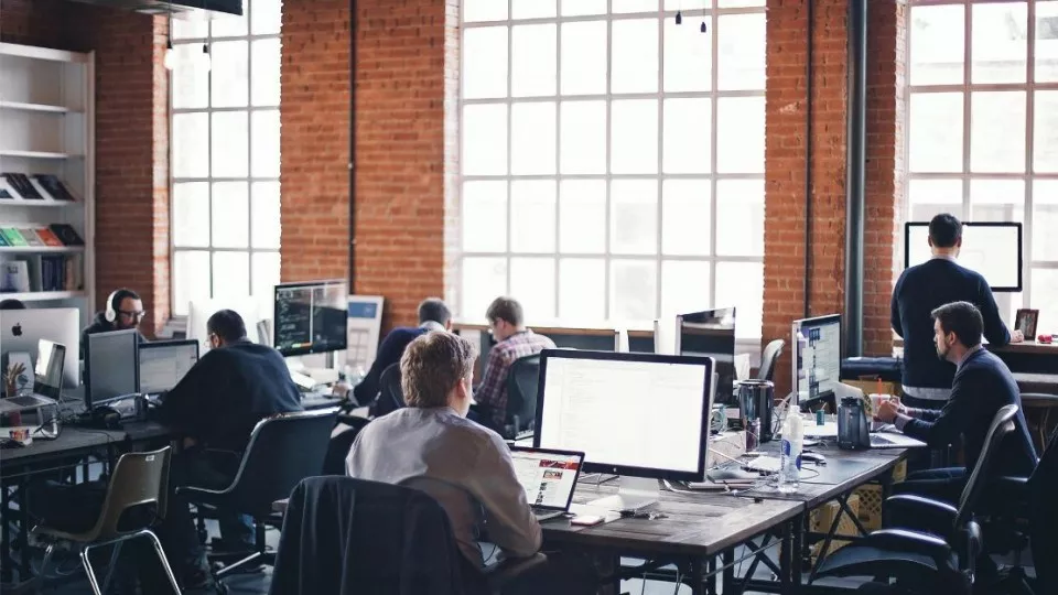 Как выбрать веб-студию в Среднеколымске по кейсам